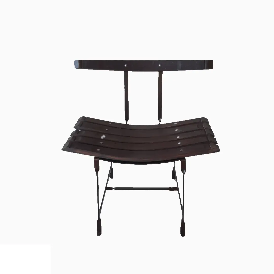 Chaise Tonneau de Guy Bucchi